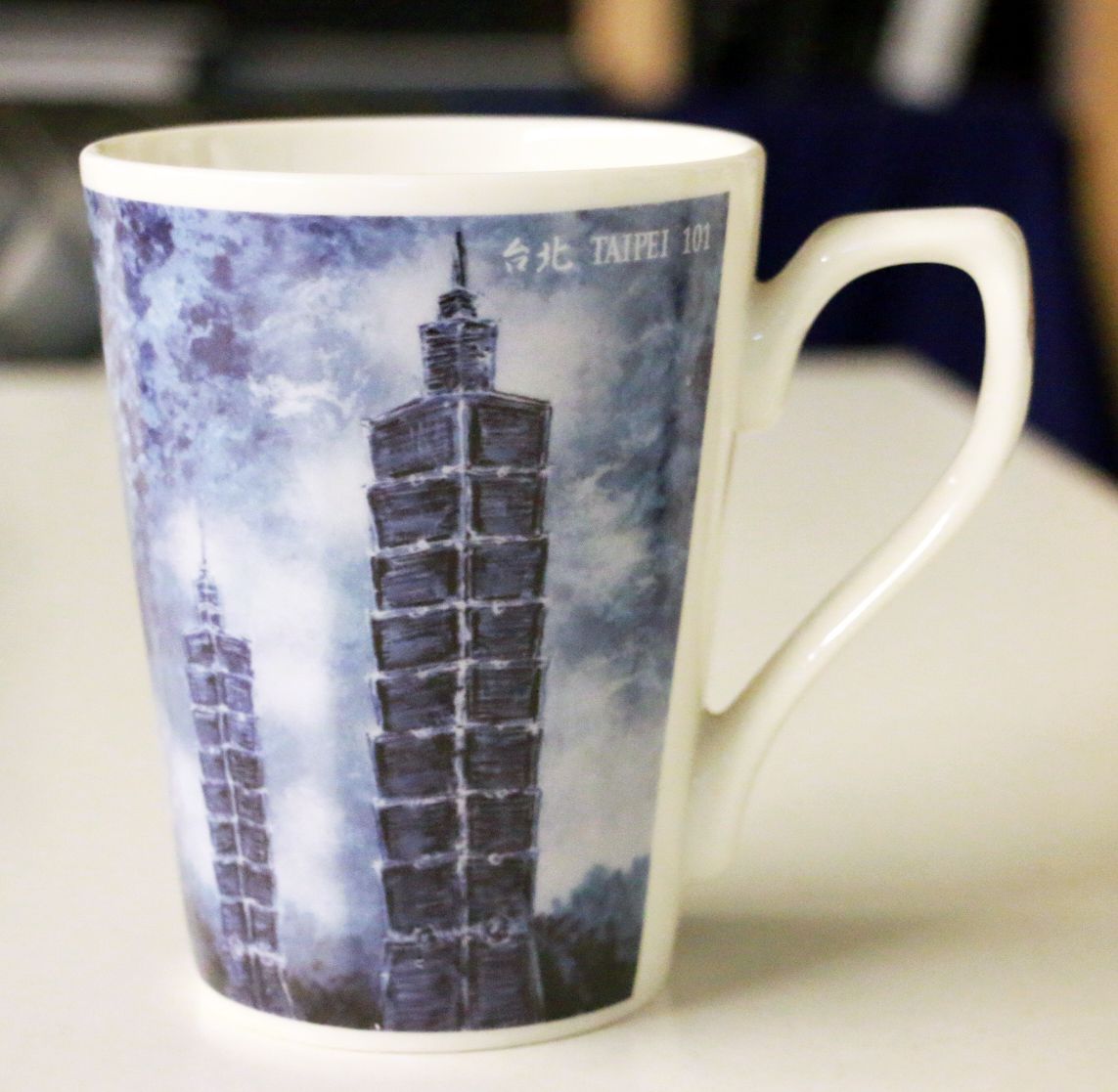台灣藝術創作瓷杯-台北101大樓